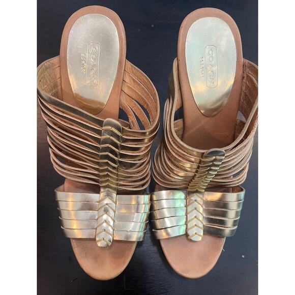 Coach Petuna Gold Wedges - Picture 3 of 13